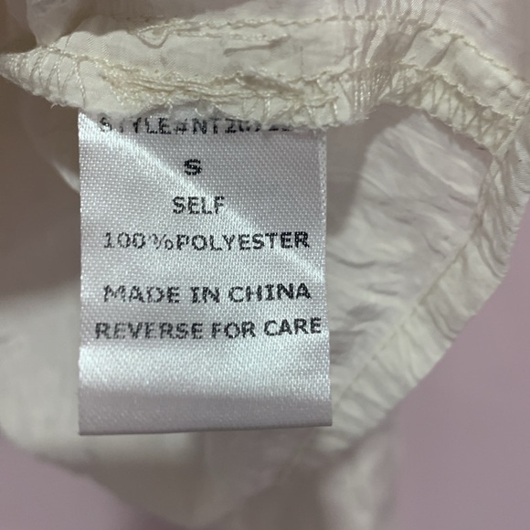 Women’s Bobbles & Lace Long Sleeve Cropped Silky Button Up - Size Small - Picture 7 of 8